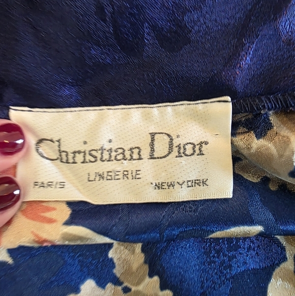Vintage Christian Dior Floral Satin Robe Kimono Style- Size Large - Picture 14 of 14
